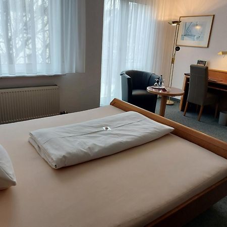 Hotel Zimmermann Фільдерштадт Екстер'єр фото